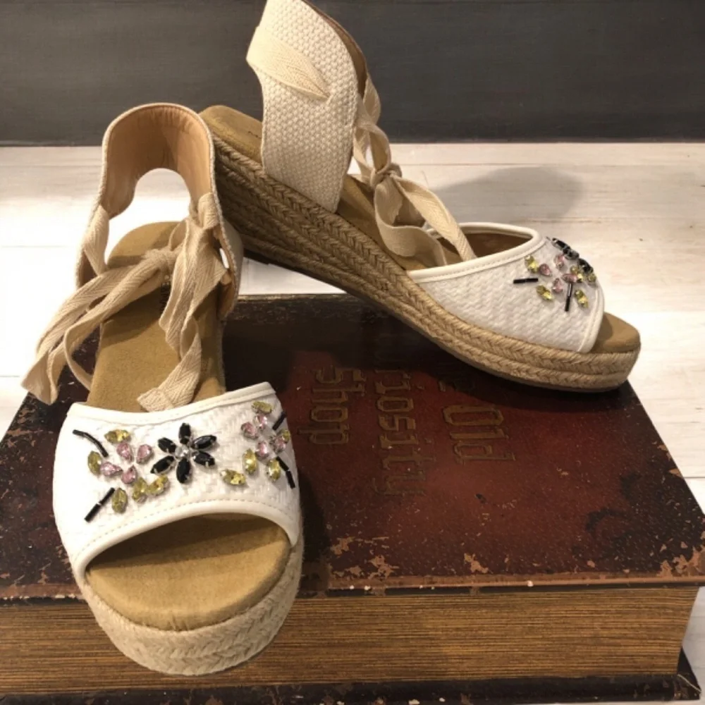 Monroe & Main Espadrille Sandals size 10